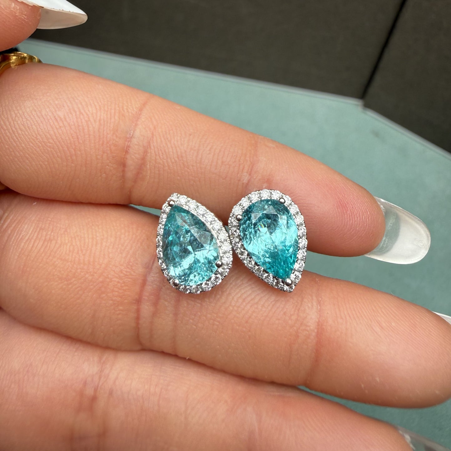 Primiana Classic Style 14K Gold Main Stone 7X10mm Pear Shape Lab Grow Paraiba Earrings Girlfriend Gif
