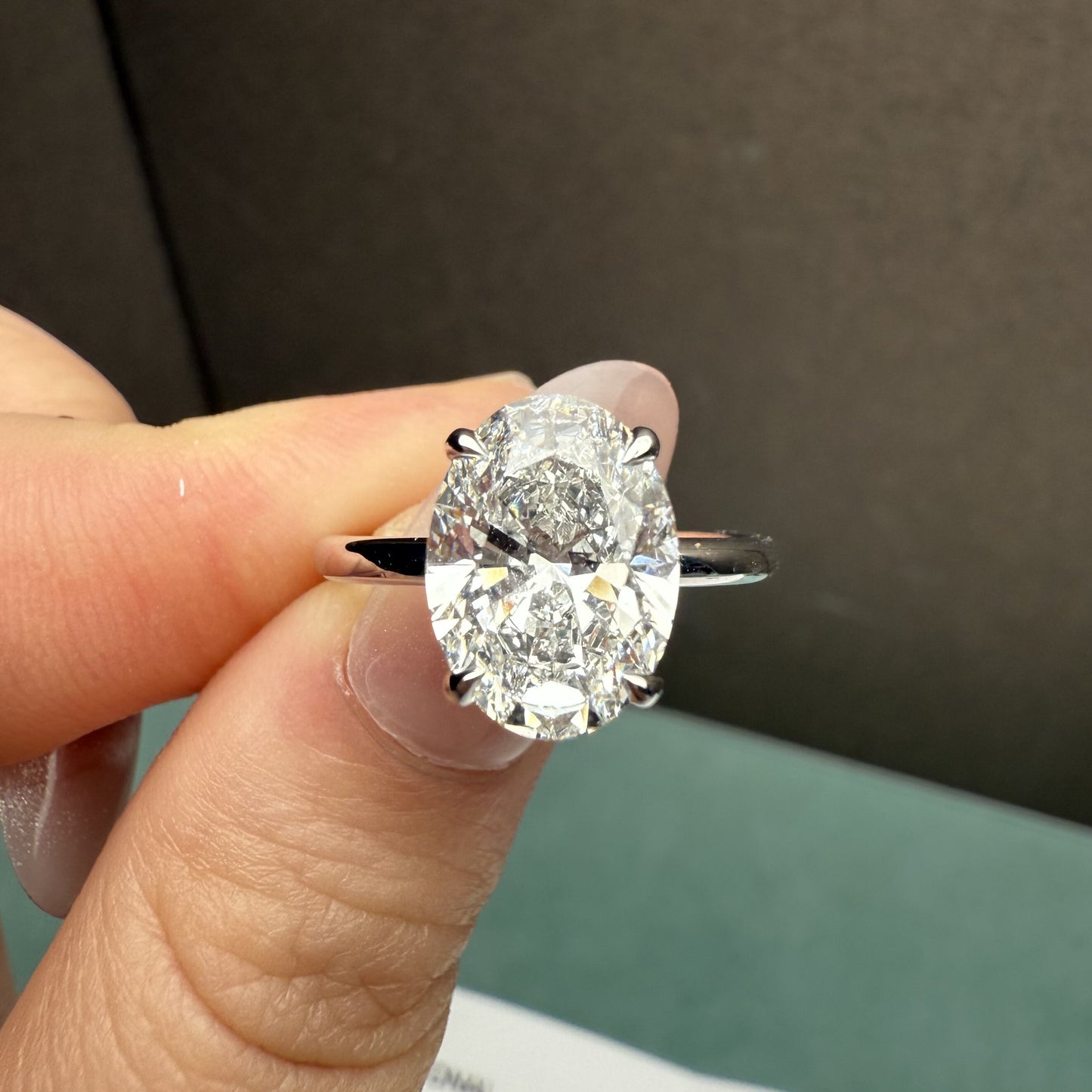 Pirmiana Jewelry Customized Platinum 2.8ct Oval Shape Lab Grown Diamond Engagement Wedding Band Rings for Women