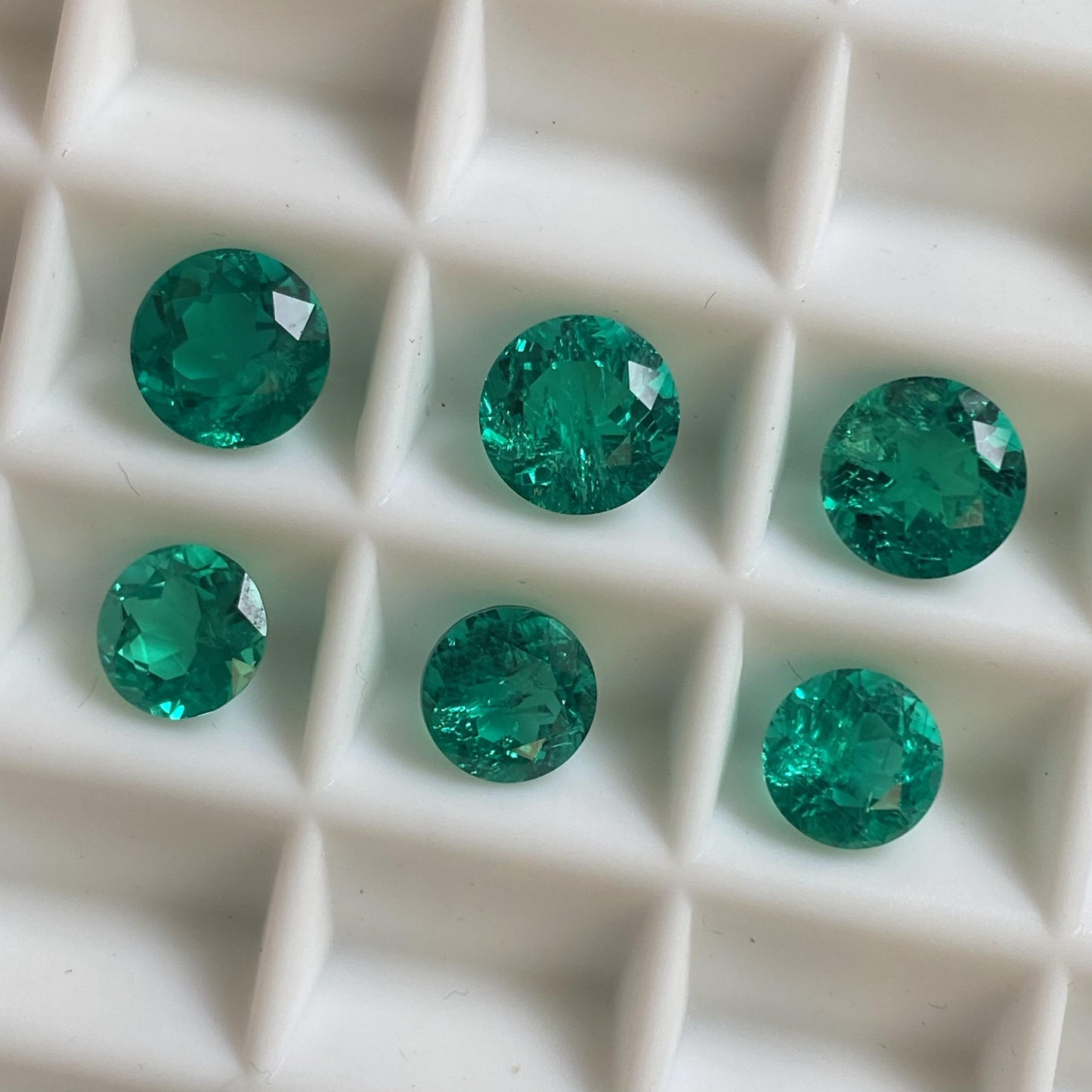 Pirmiana  0.255-5ct Round Cut Lab Grown Emeralds Loose Gemstones for Jewelry Making