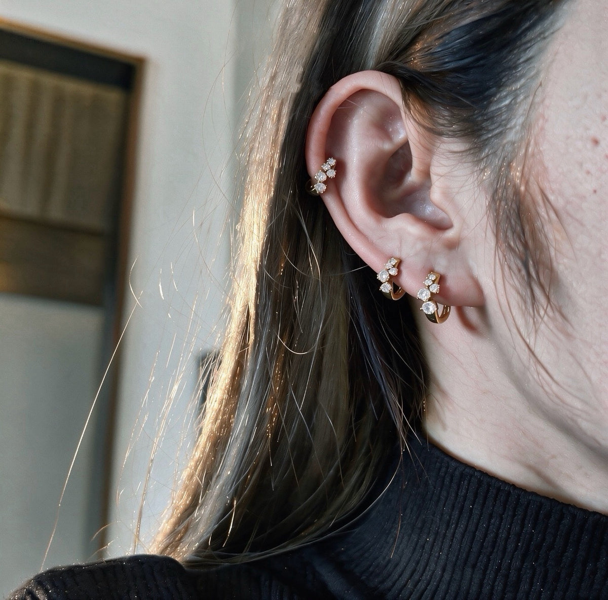 Pirmiana Custom Design 18k Gold Round Shape Lab Grown Diamond Hoop Earrings