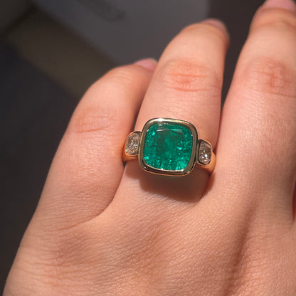 Pirmiana Custom Design 18k Yellow Gold Cushion Shape 10.5mm Lab Grown Emerald Ring