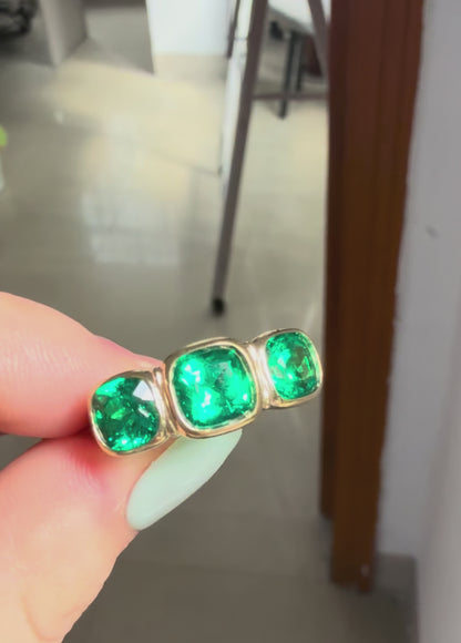 Pirmiana Hot Sale Classic Design Lab Grown Emerald 18k yellow Gold Rings 3.3ct total Lab Grown Emerald Girlfriend Gift