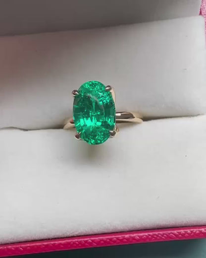 18K yellow gold 3.0ct lab grown emerald ring