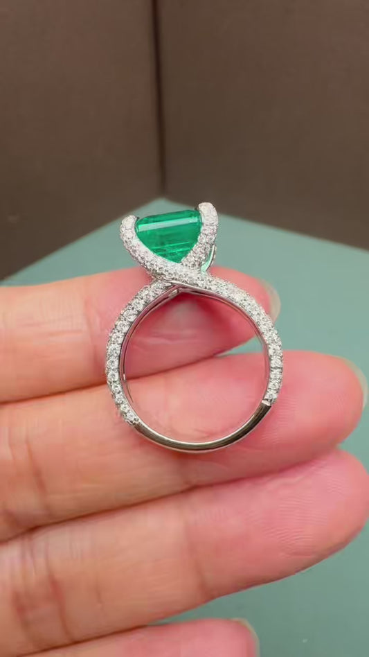 Pirmiana Custom Design 18K White Gold 5.685ct Lab Grown Emerald Ring