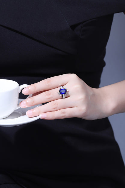 Pirmiana Jewelry 18K Gold 4.46ct Lab Grown Blue Sapphire Ring for Men Party Design