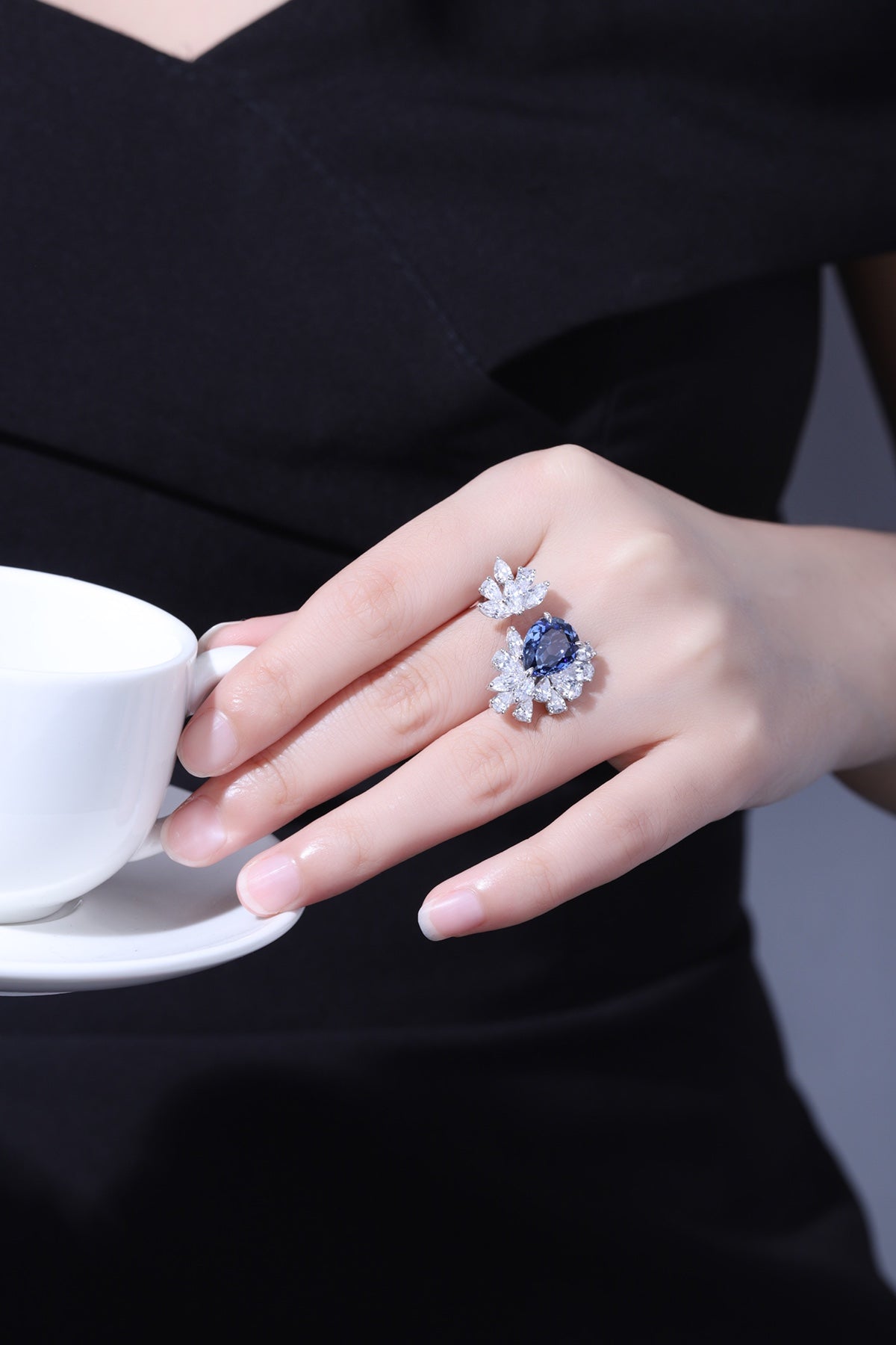 Pirmiana Jewelry S925 Silver 5.09ct Lab Grown Blue Sapphire Ring Fashion Finger Jewelry Women Engagementring