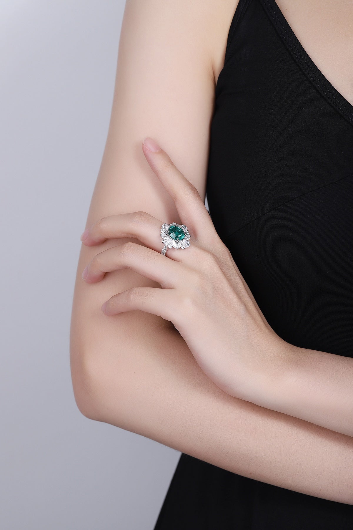 Pirmiana 2024 Hot Sale S925 Silver 3.54ct Lab Grown Emerald Ring Women Engagement Fashion Finger Gemstone Jewelry