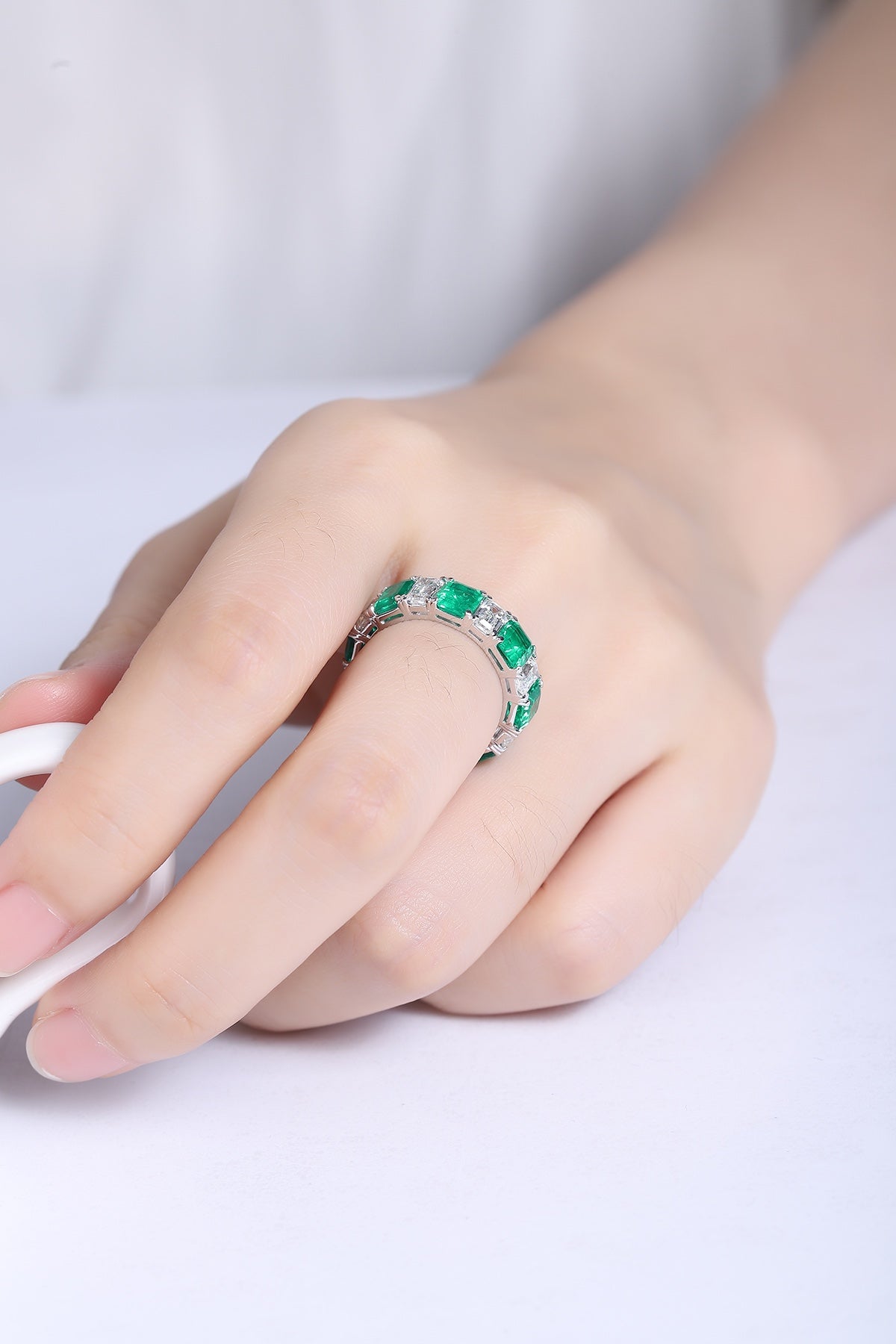 Pirmiana 2024 Hot Sale 18k Gold 3.88ct Lab Grown Emerald Ring Women Engagement Fashion Finger Gemstone Jewelry