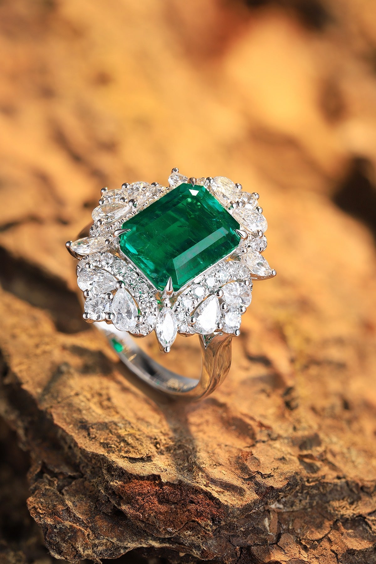 Pirmiana Customized 18K Gold 3.37ct  Lab Grown Emerald Ring  Engagement Band Jewelry for Women Gifts