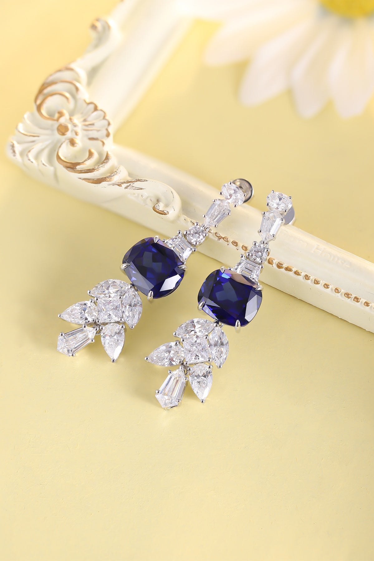 Pirmiana New Arrival 10.55ct Lab Grown Sapphire Earring Studs 18K Gold Jewelry Earrings for Women