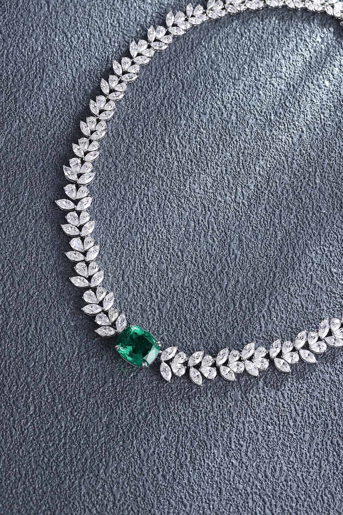 Pirmiana New Fashion 8.37ct Lab Grown Emerald Pendant Necklace S925 Silver Jewelry for Woman Gift Pendants