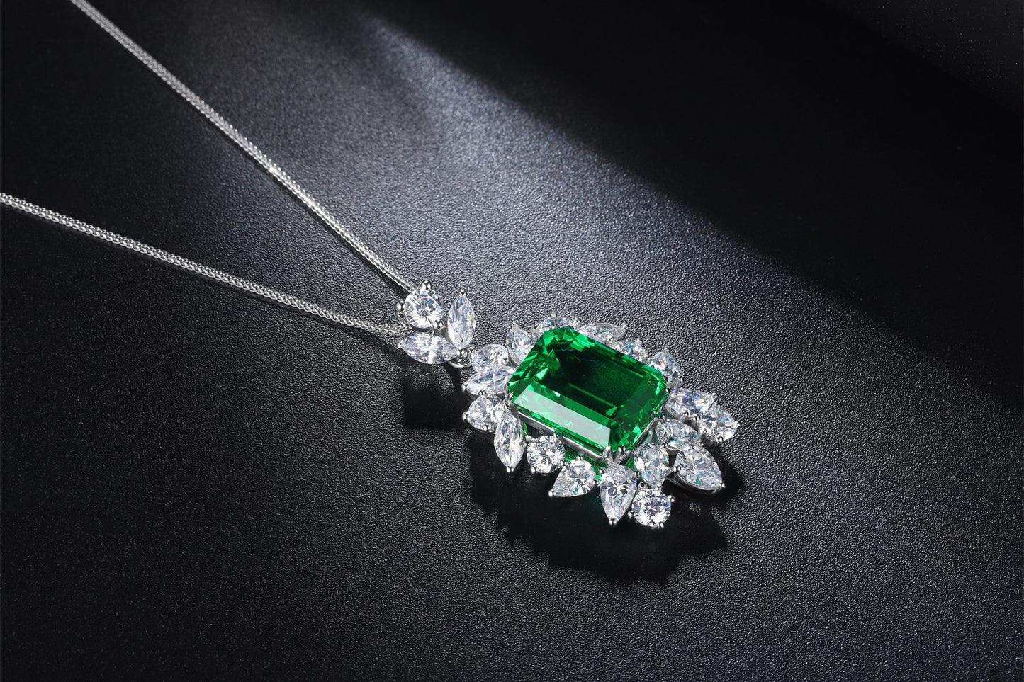 Pirmiana New Fashion 4.63ct Lab Grown Emerald Pendant Necklace S925 Silver Jewelry for Woman Gift Pendants