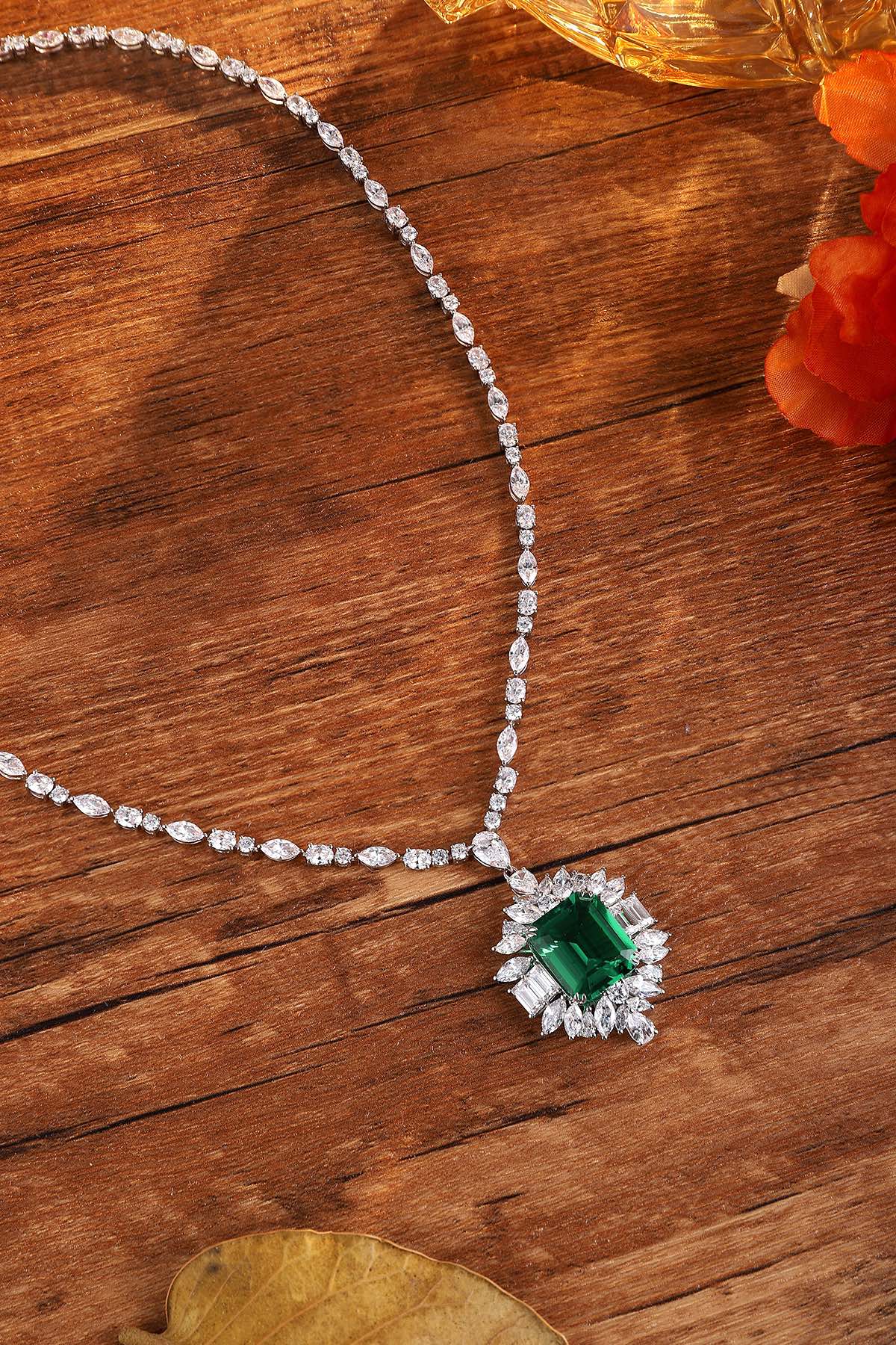 Pirmiana New Fashion 7.725ct Lab Grown Emerald Pendant Necklace S925 Silver Jewelry for Woman Gift Pendants
