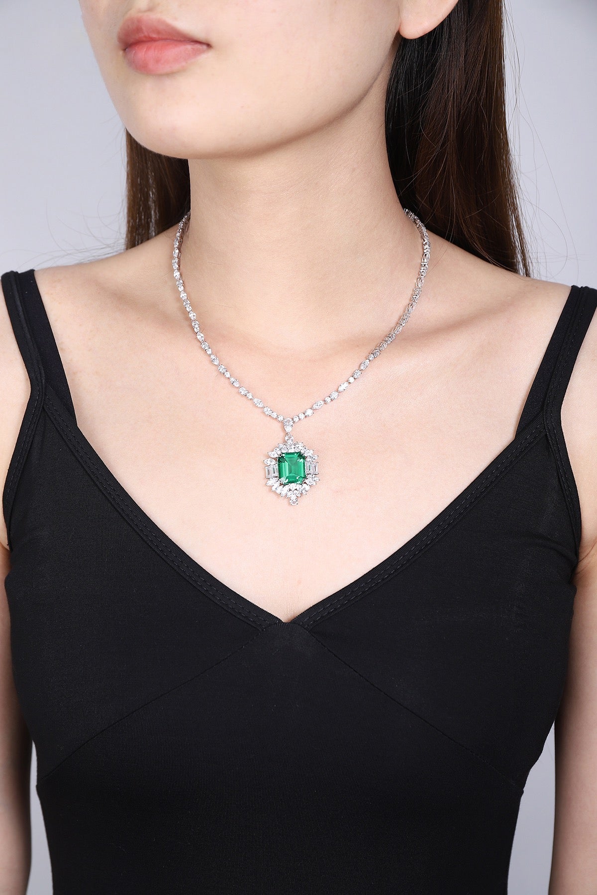 Pirmiana New Fashion 7.725ct Lab Grown Emerald Pendant Necklace S925 Silver Jewelry for Woman Gift Pendants