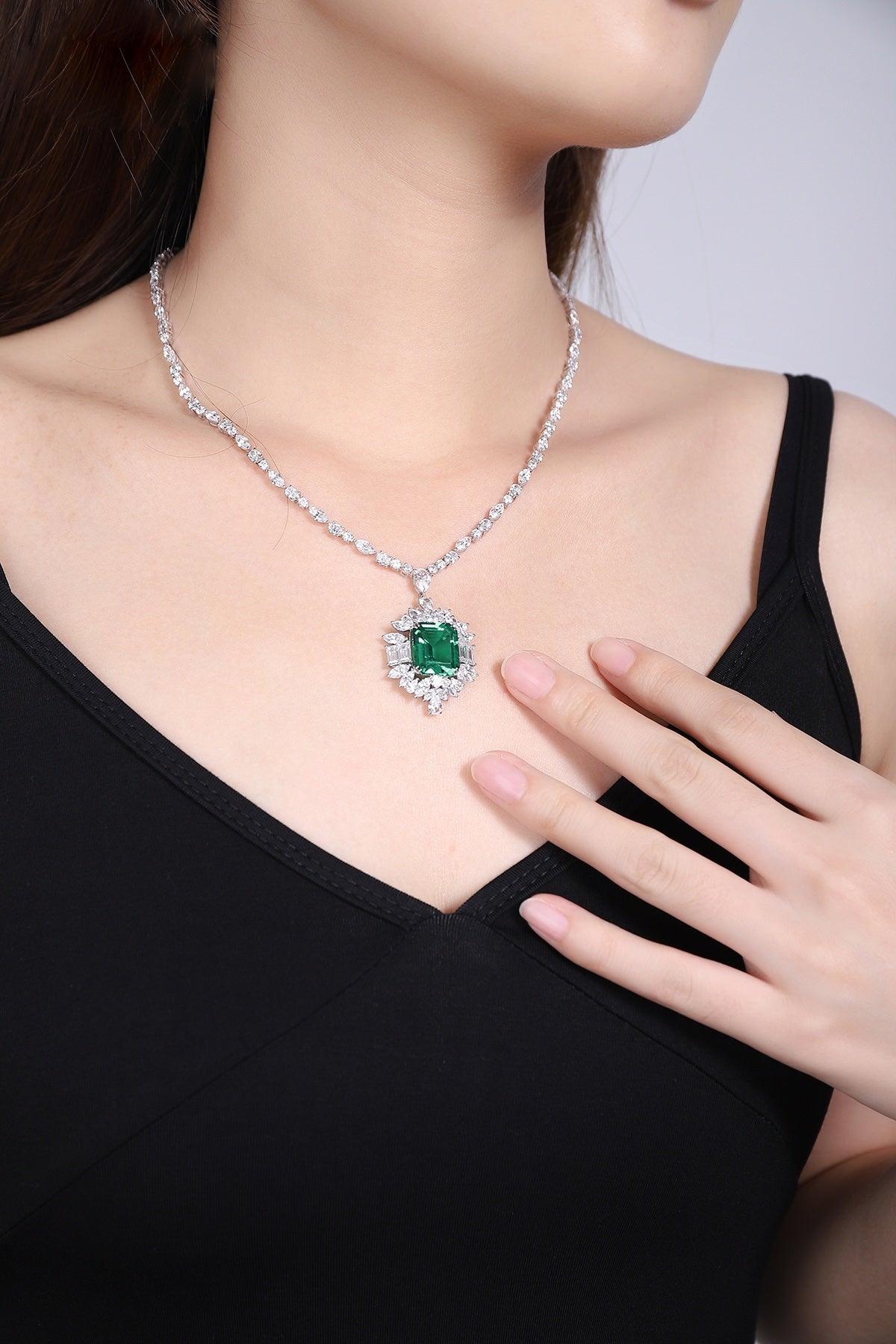 Pirmiana New Fashion 7.725ct Lab Grown Emerald Pendant Necklace S925 Silver Jewelry for Woman Gift Pendants