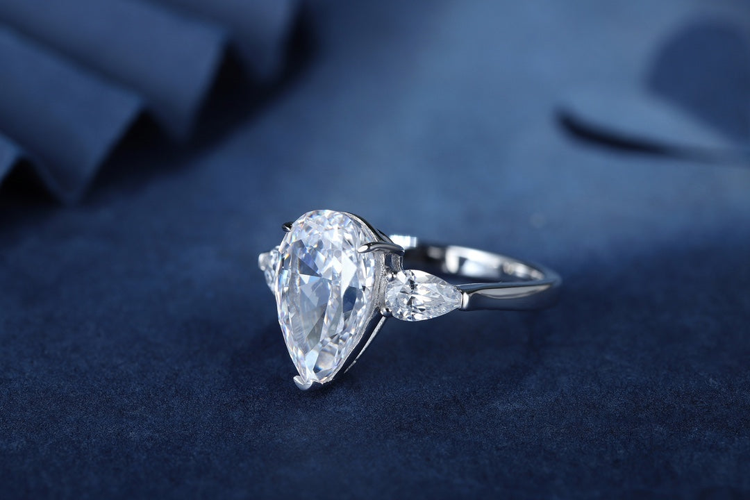 Pirmiana New Fashion 3ct Pear Shape Simulated Diamond Rings S925 Silver Jewelry Engagement Gift Women