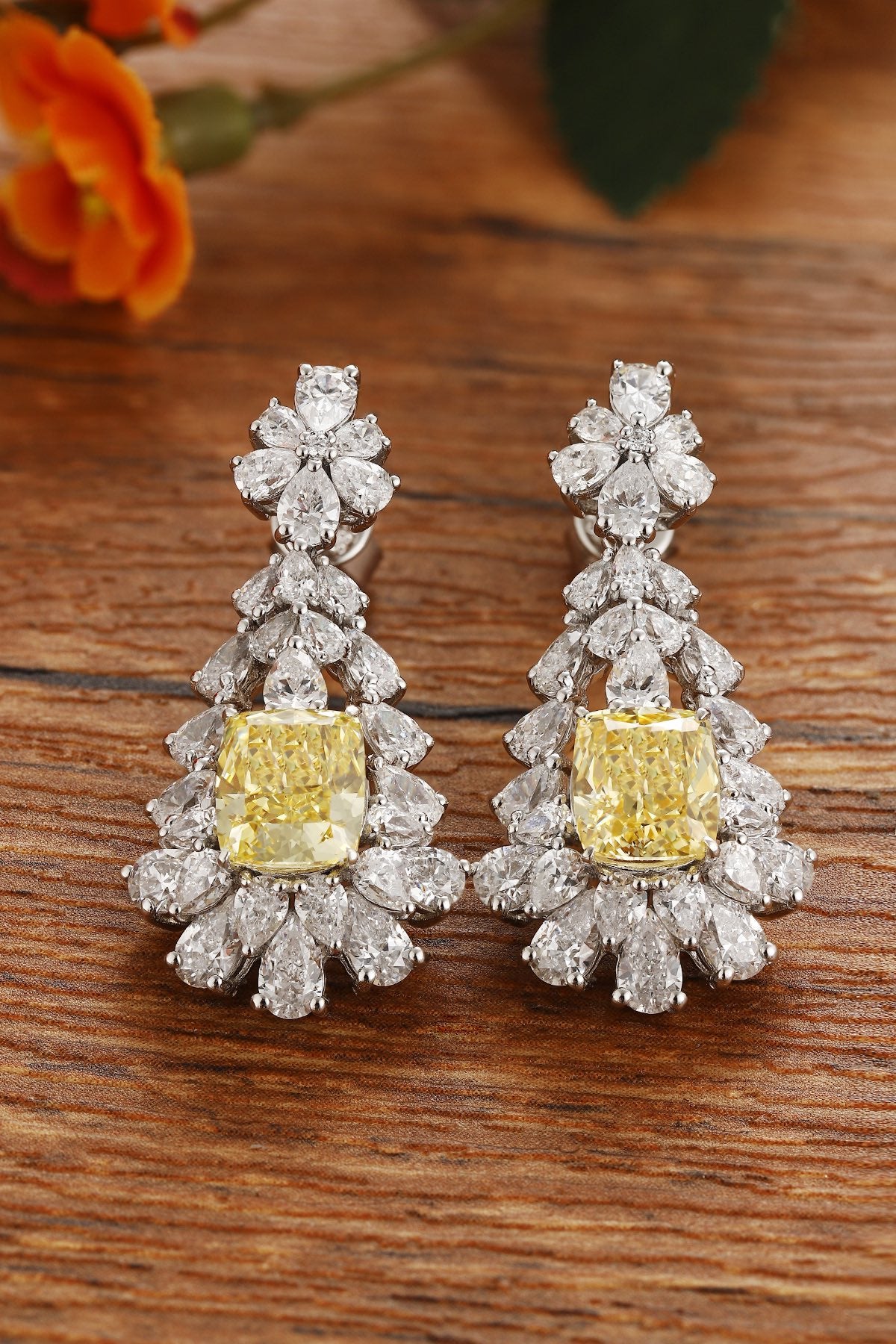 Pirmiana Elegant and Luxury 4ct Simulated Diamond Earrings S925 Silver Jewelry Engagement Gift Women