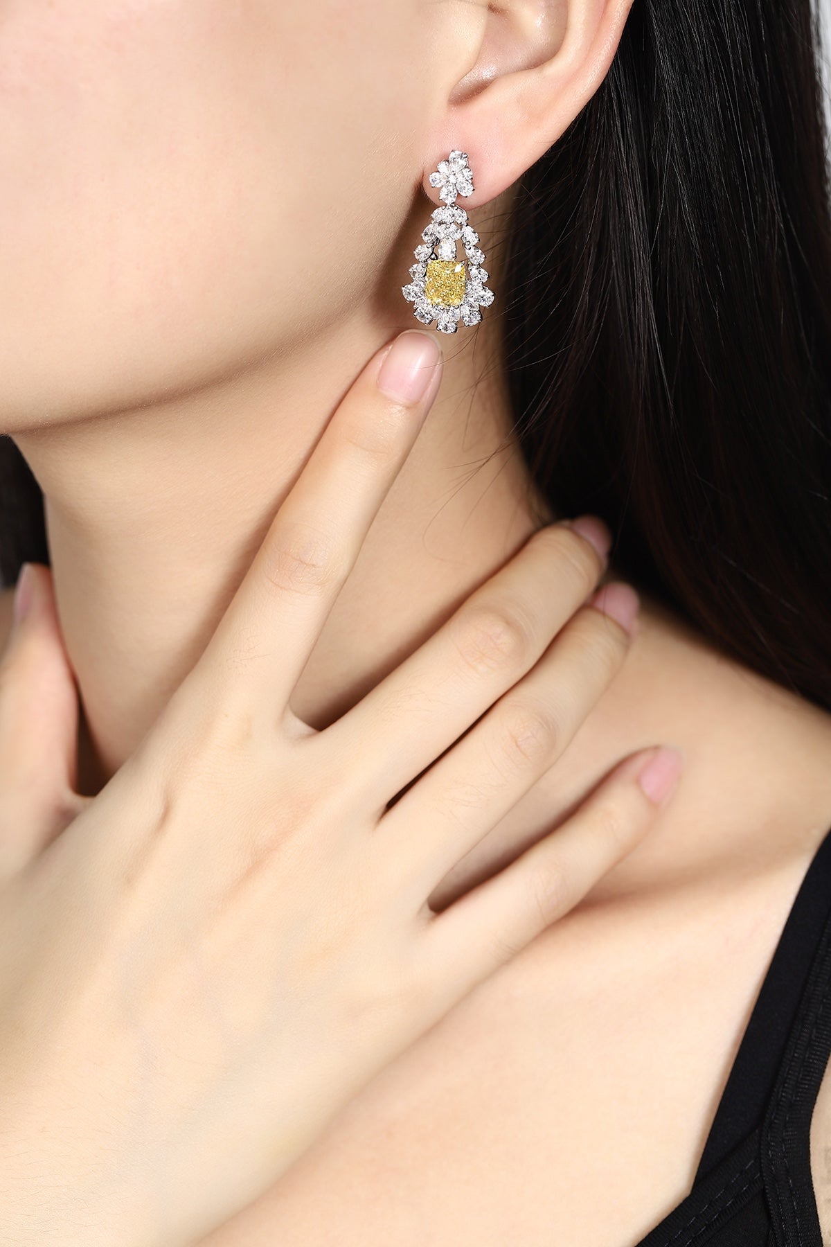 Pirmiana Elegant and Luxury 4ct Simulated Diamond Earrings S925 Silver Jewelry Engagement Gift Women